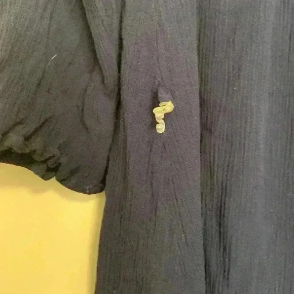 Favlux Boho crinkle fabric, open shoulder tunic in navy blue - Picture 6 of 7